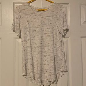 White crew neck tee for women